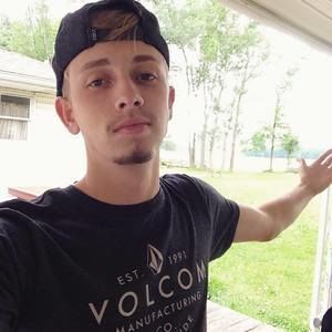 Meet your Posher, Zach